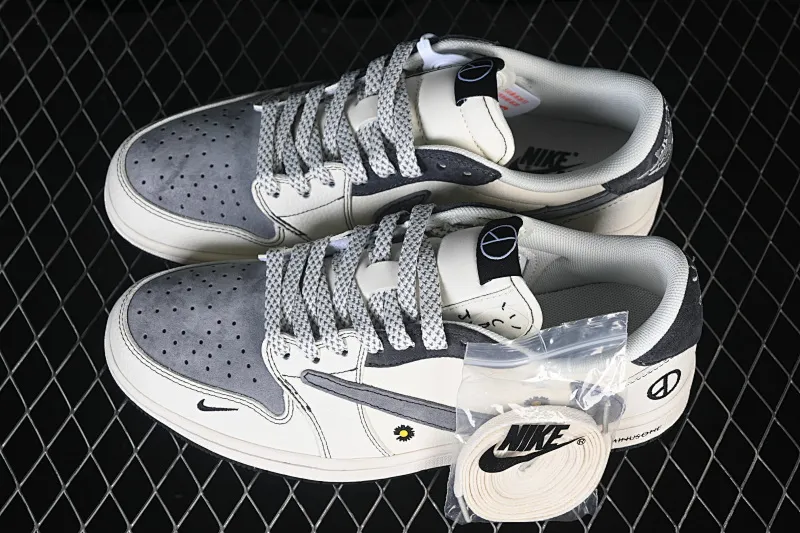 All categories Air Jordan Jordan series basketball shoes Air Jordan 1 Low High-end customized low-top sneakers Travis Scott x Fragment Design x Air Jordan 1 Low OG SP AJ1 Joe 1 G-Dragon co-branded Daisy Beige Black Low-top cultural casual sneakers QW5088-208